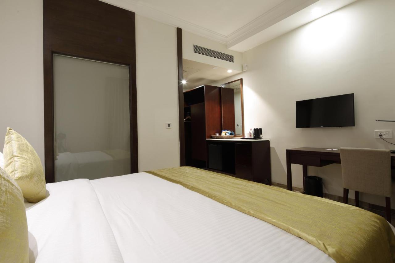 Regenta Ranip Hotel 4*